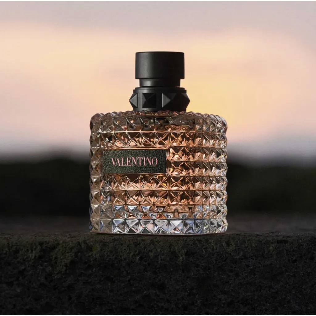 عطر فالنتينو دونا بورن إن روما فانتازي كورال (Valentino Donna Born in Roma Fantazy Coral) 
